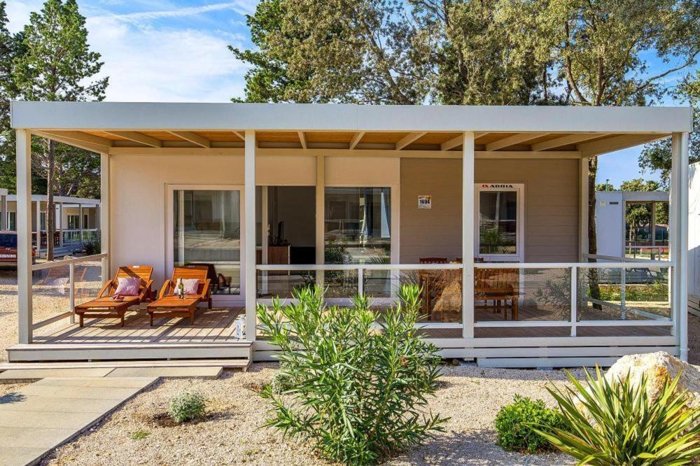 Mobile Homes Mediteran In Caravan Park Strasko, 노바야 외부 사진